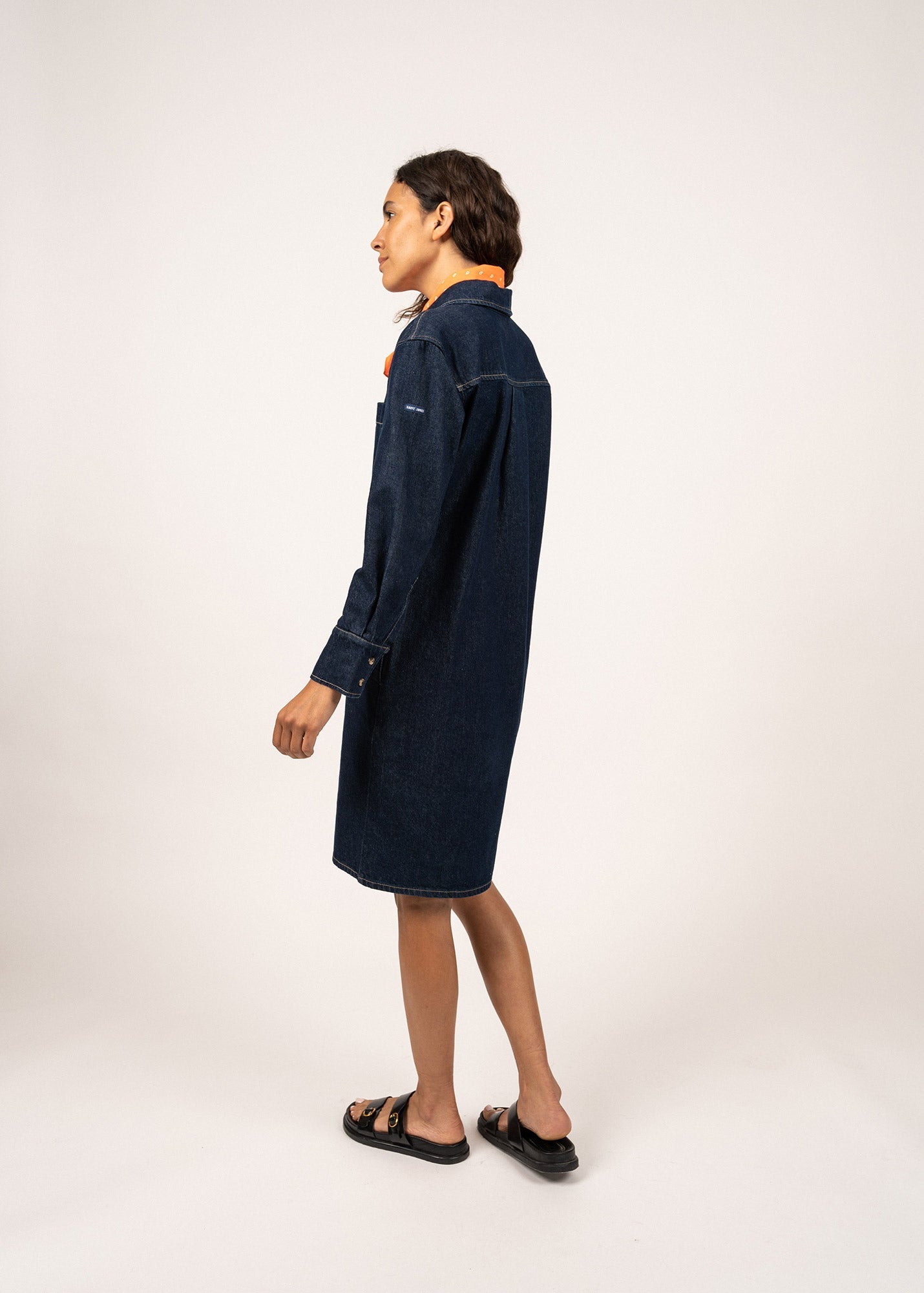 Robe chemise en jean Roxane - à coutures contrastées (JEAN)