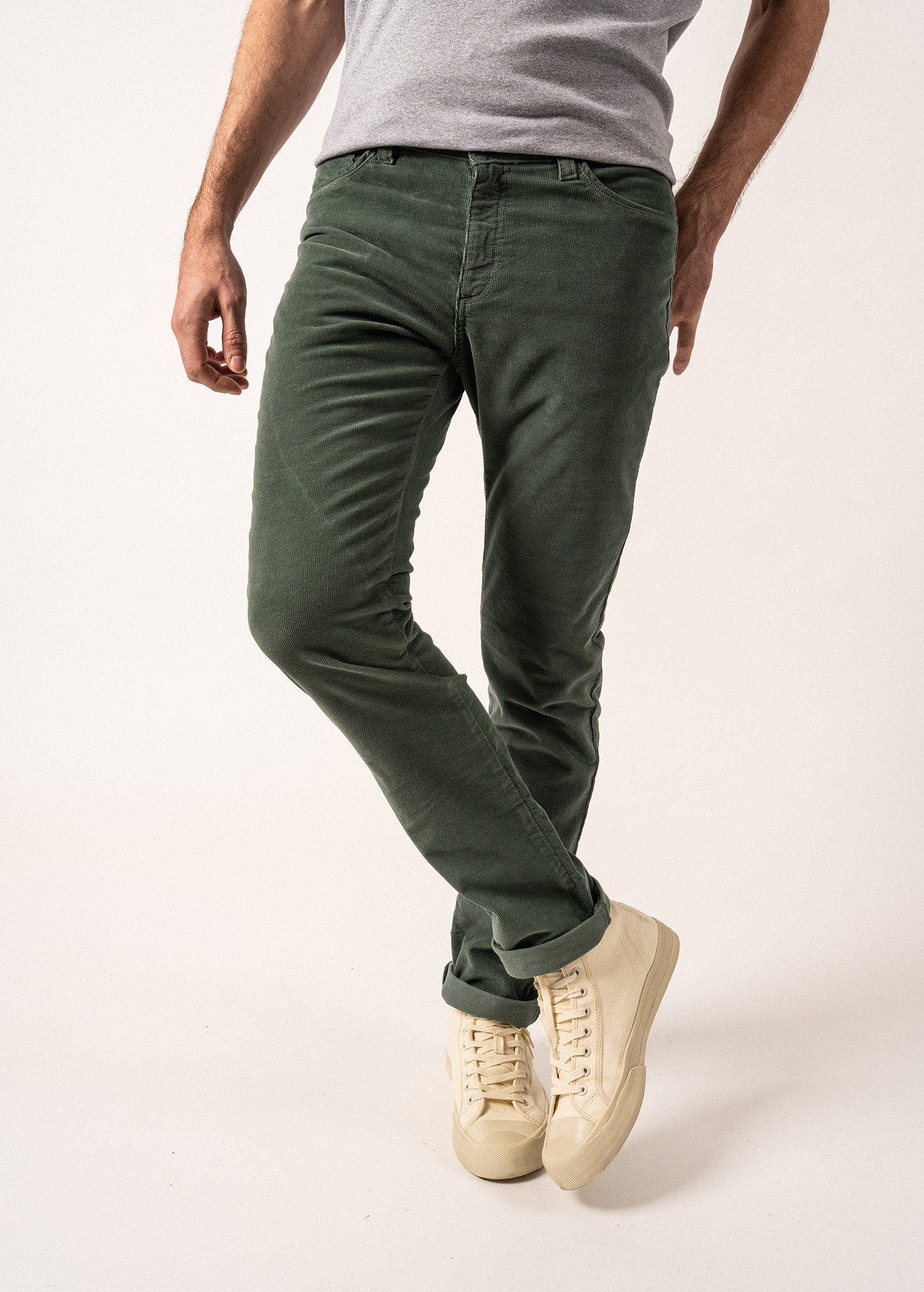 Pantalon en velours Will - coupe droite (VEGETAL)