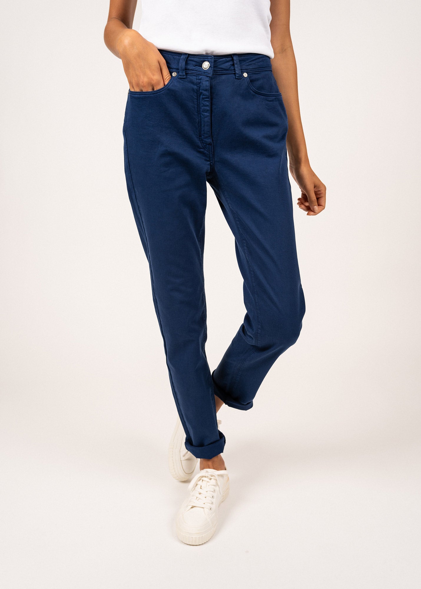 Pantalon taille haute Mimosa - coupe slim en coton stretch (INDIGO)