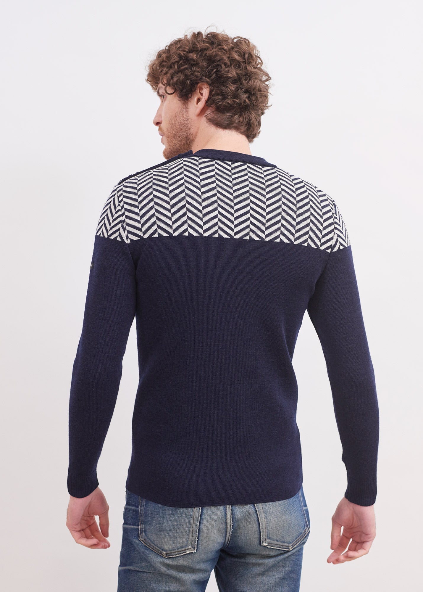 Pull marin a motifs chevrons Le Polaris SAINT JAMES X Le Slip Franca MON PULL BRETON