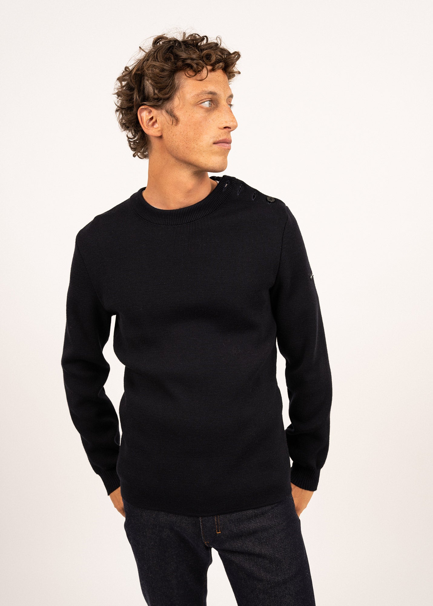 Pull marin uni Galiote - coupe droite, en laine mélangée (NAVY)