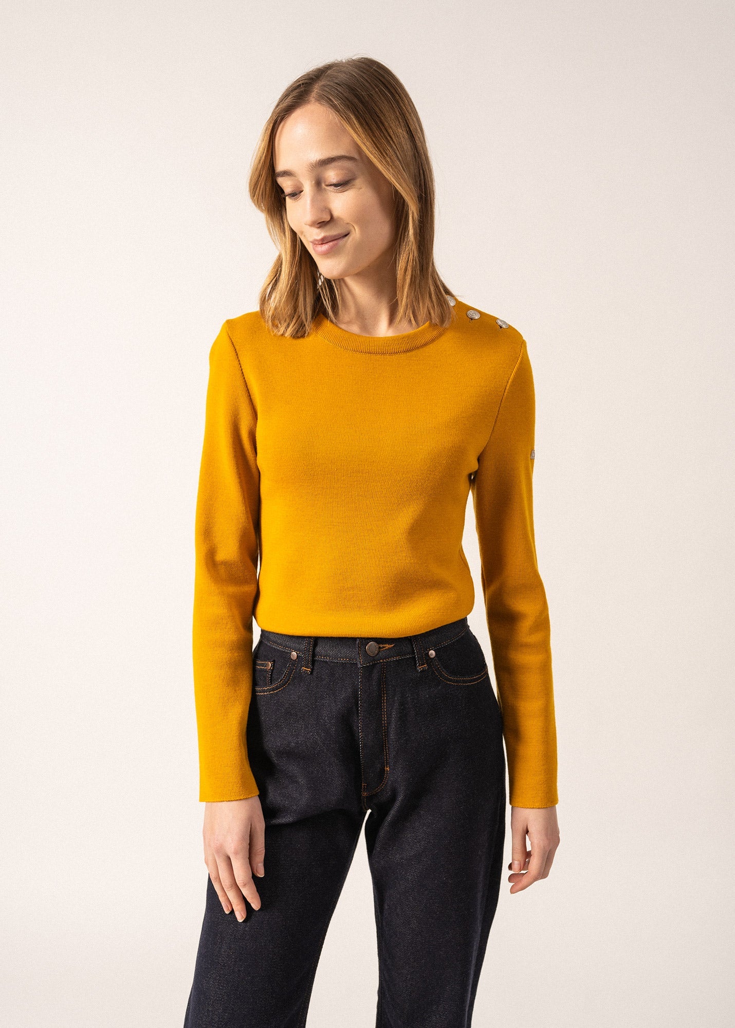 Pull marin uni Marée - coupe ajustée, en maille de laine (AMBRE)